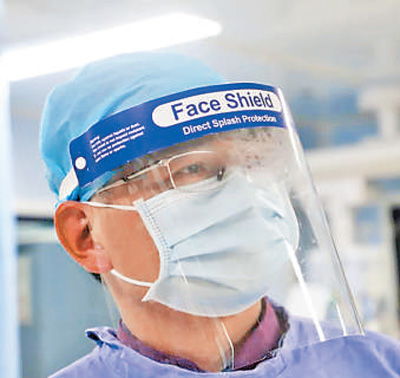 脱下住院服 再穿防护服 走近5位治愈重返岗位的医护人员